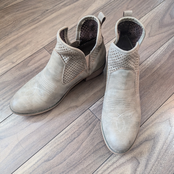 Natural Reflections Reena western ankle boot - Picture 4 of 5